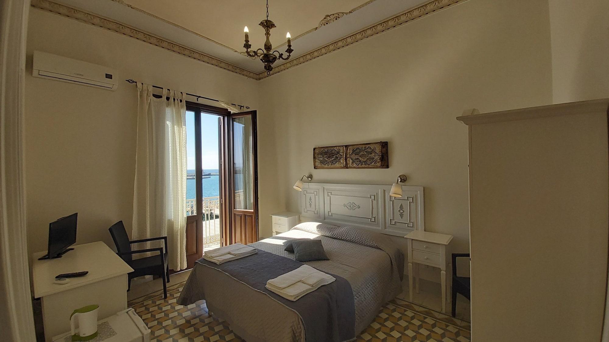B&B Belveliero - Il Capitano Trapani Bagian luar foto