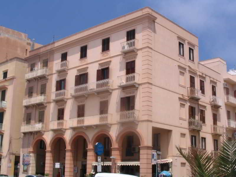 B&B Belveliero - Il Capitano Trapani Bagian luar foto