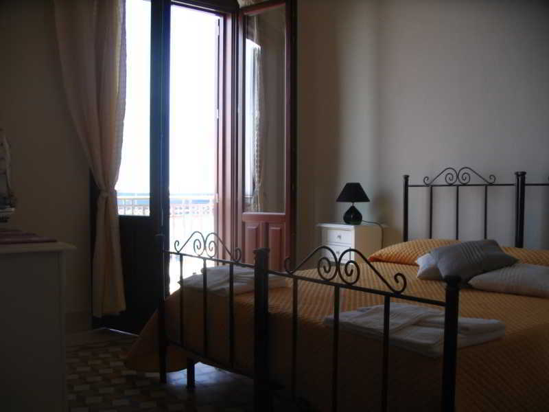 B&B Belveliero - Il Capitano Trapani Bagian luar foto
