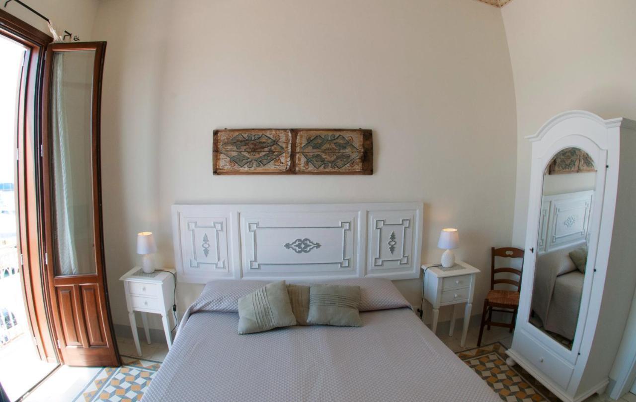 B&B Belveliero - Il Capitano Trapani Bagian luar foto